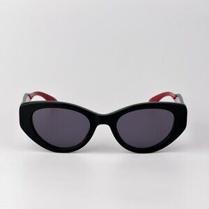 Gucci GG1862S Sunglasses – Black Cat Eye Frame Violet Lenses | Model GG1862S 004